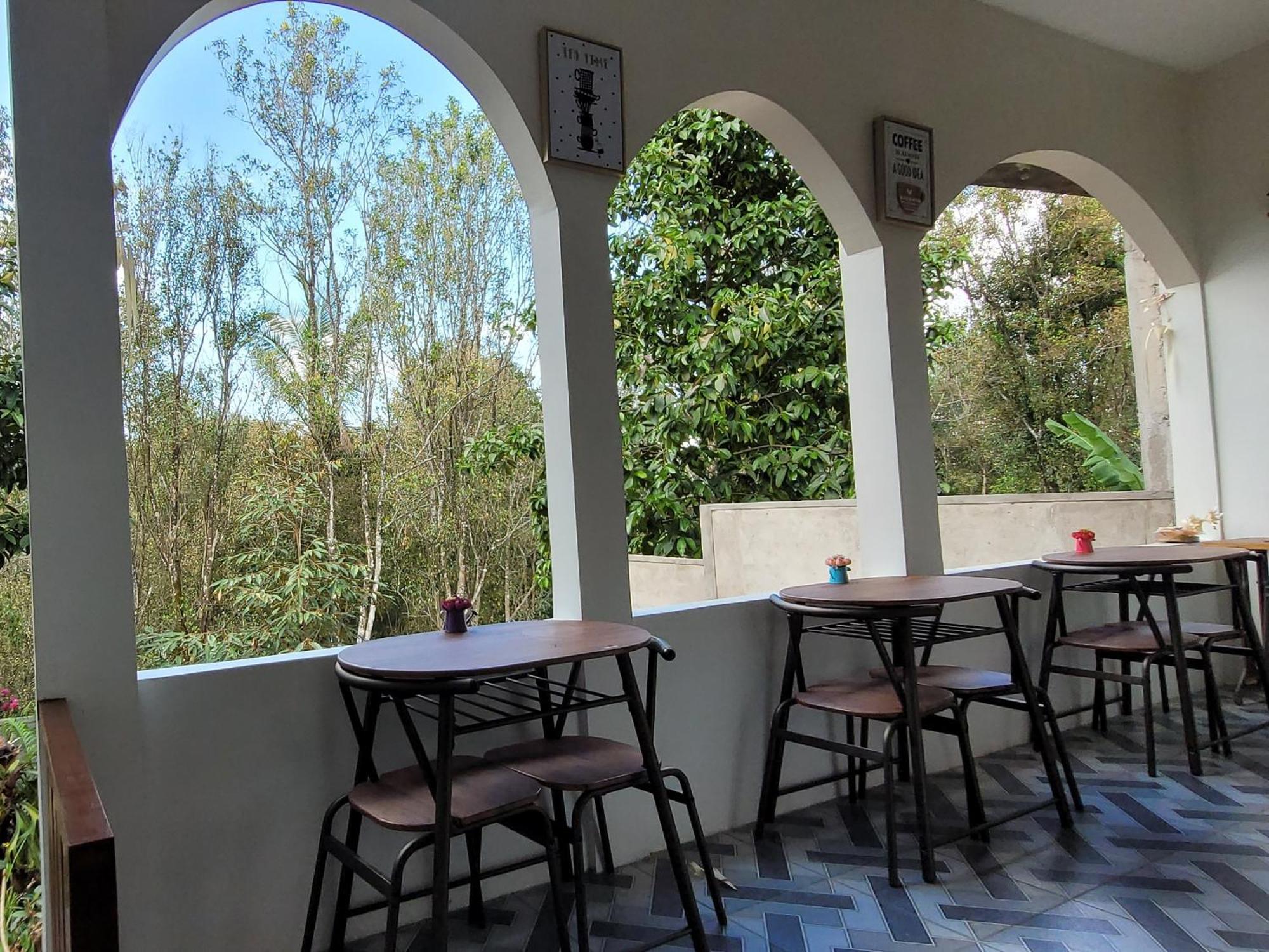 Umah Yugadi Bali Appartement Munduk Buitenkant foto