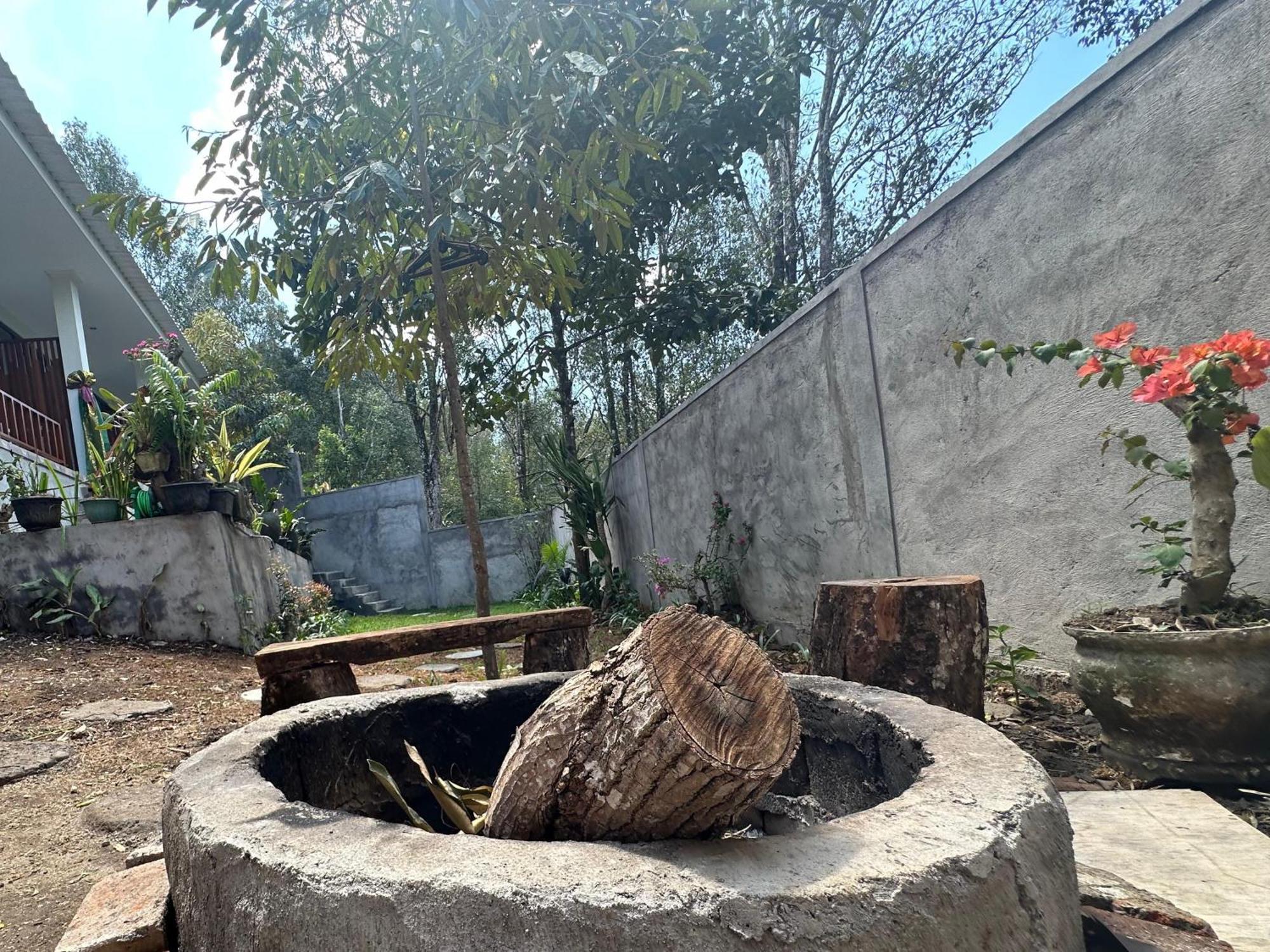 Umah Yugadi Bali Appartement Munduk Buitenkant foto