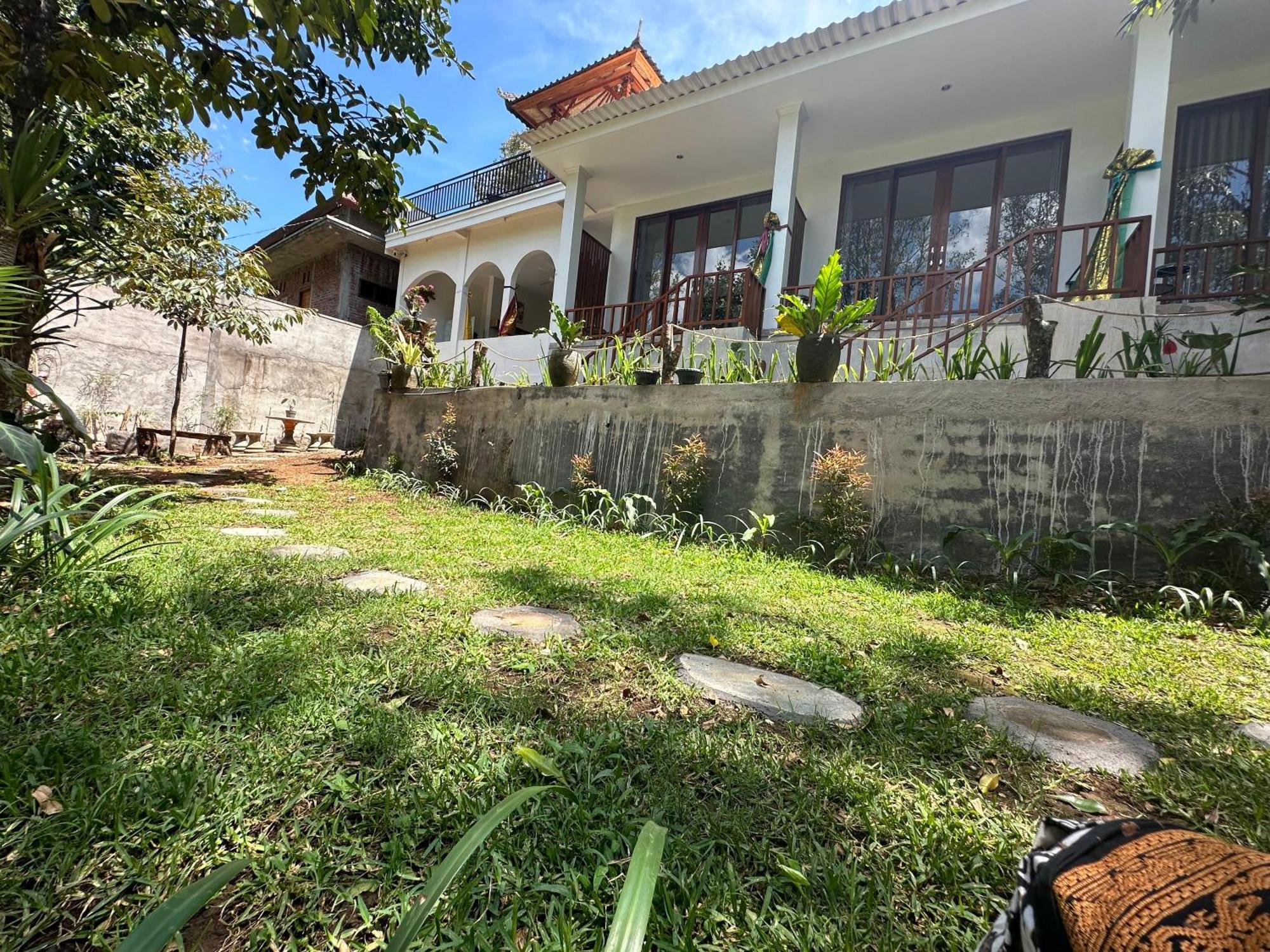 Umah Yugadi Bali Appartement Munduk Buitenkant foto