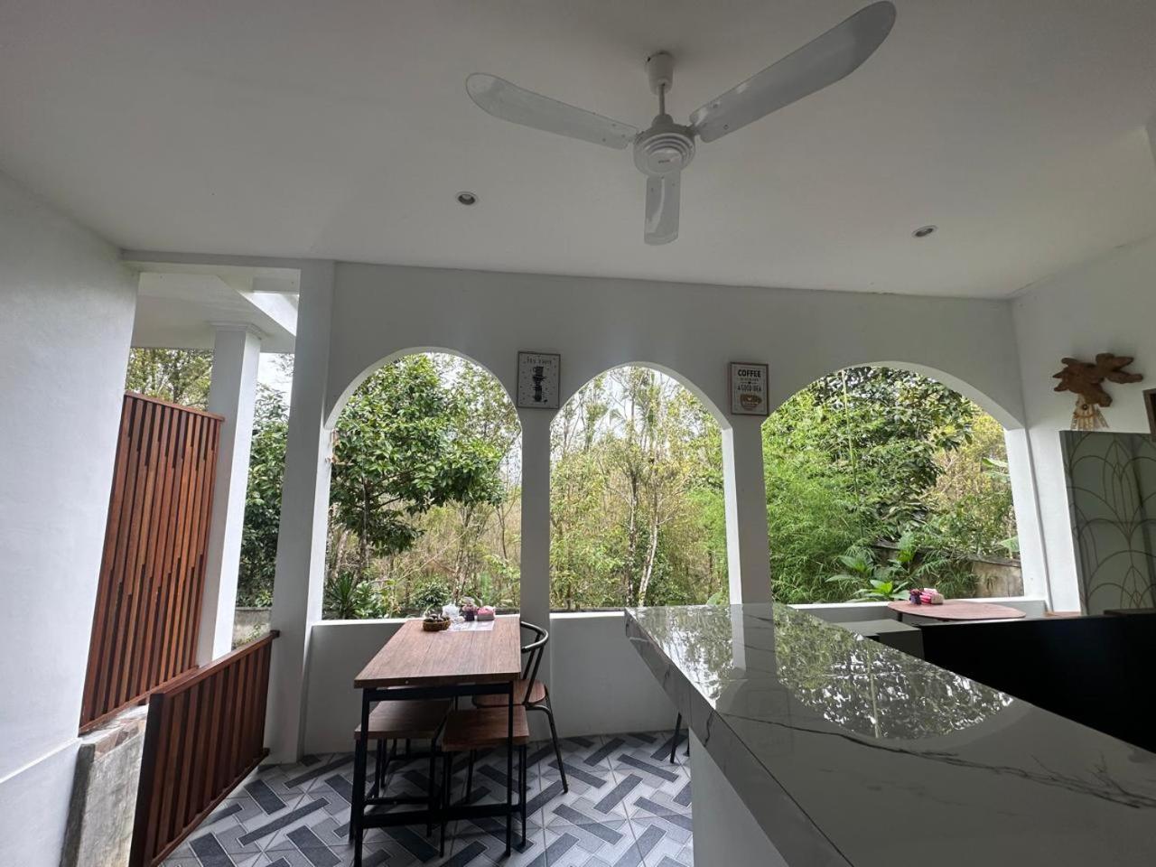 Umah Yugadi Bali Appartement Munduk Buitenkant foto